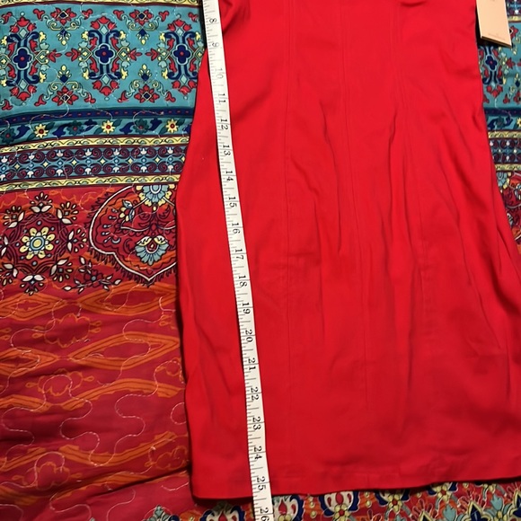 Cute red dress - Picture 6 of 8